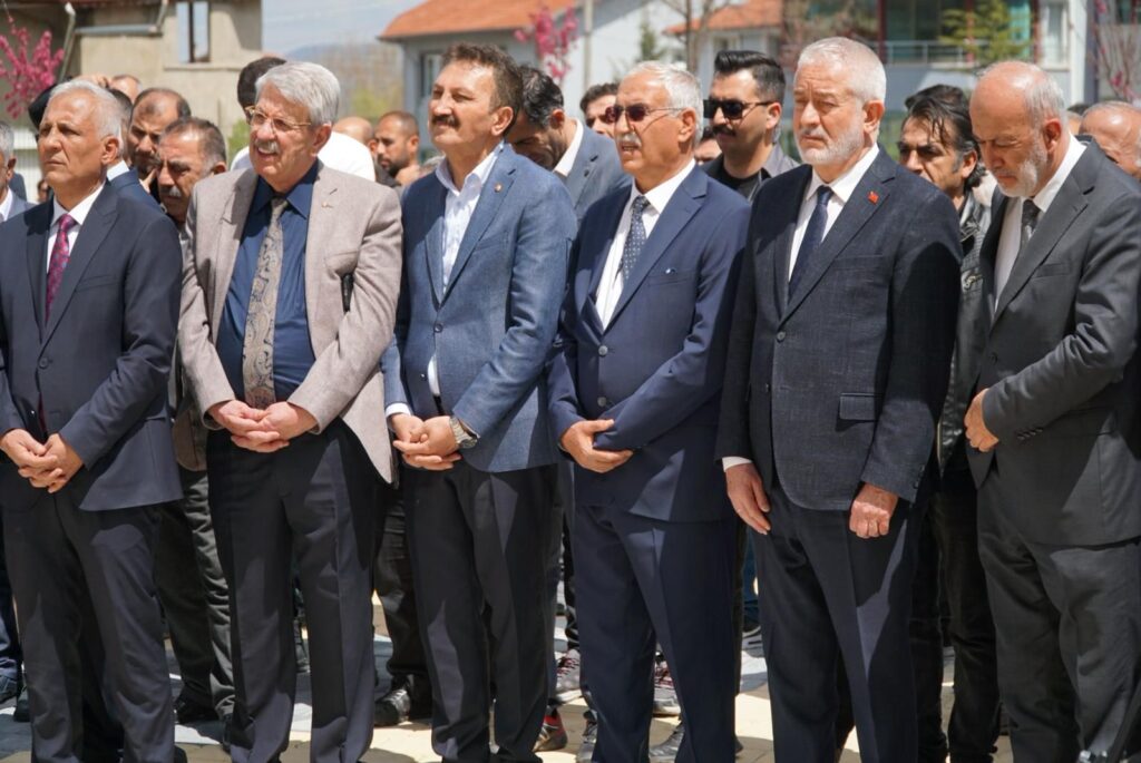 Türkiye’nin En Büyüklerinden Biri Isparta’da Açıldı: BEKDER Taziye Evi Ispartada Dev Kompleks Acildi BEKDER Taziye Evi ve Camii Hizmete Girdi5