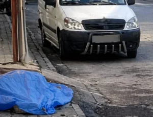 Isparta’da Sabah Saatlerinde Acı Olay: Kaldırımda Cansız Beden Bulundu