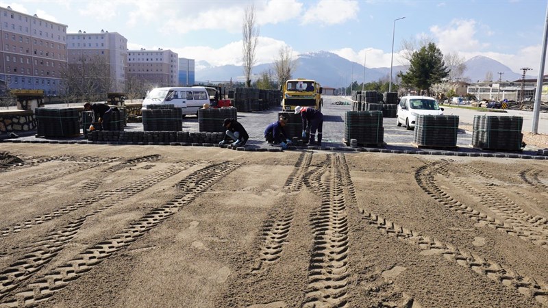Isparta Şehir Hastanesi Yanında Yükselen Minia Isparta Projesi Yeni Cazibe Merkezi Olmaya Hazırlanıyor Minia Isparta Dioramik Muze ve Kafede cevre duzenleme calismalari devam ediyor 5
