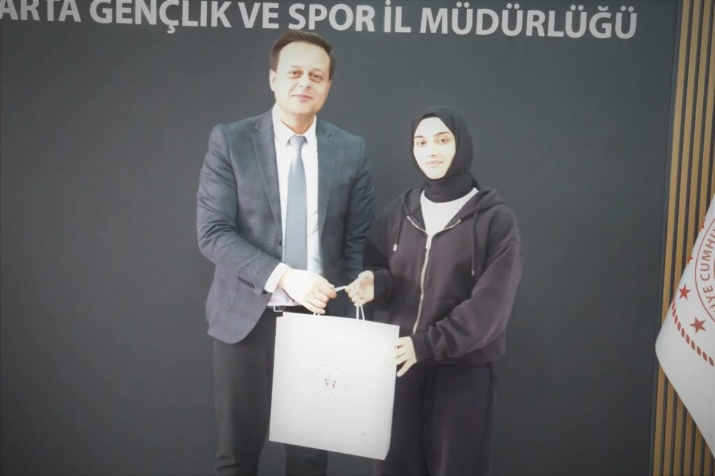 Murat Çağrı Kaya Şampiyon Tekvandocuları Makamında Ağırladı Murat Cagri Kaya Sampiyon Tekvandoculari Makaminda Agirladi7