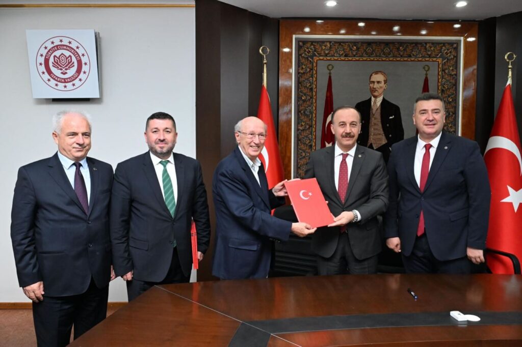 Eğirdir Belediye Meclisi’nden Eğitim Yatırımına İsimli Onur Mustafa Ozer Abdullah Erin ve Hayir Severimiz2