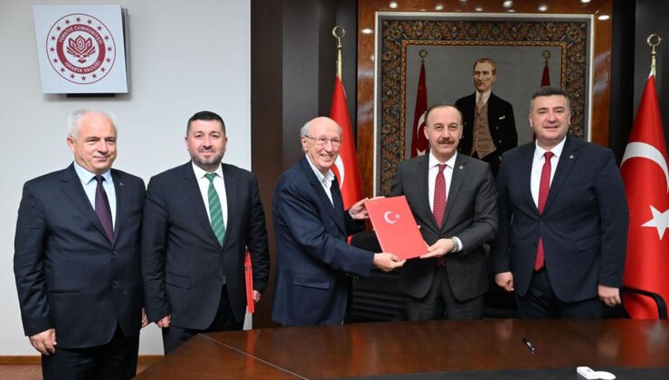 Eğirdir Belediye Meclisi’nden Eğitim Yatırımına İsimli Onur
