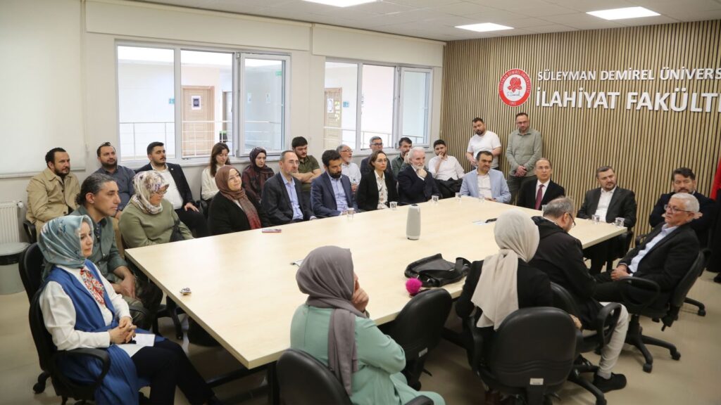 Türkiye’de Bir İlk: SDÜ İlahiyat Fakültesi Proje Ofisi Açıldı SDU Ilahiyat Fakultesinde Bir Ilk Turkiyenin En Modern Proje Ofisi Kapilarini Acti3