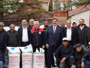 İl Tarım ve Orman Müdürlüğü’nden Ispartalı Çiftçiye Dev Destek: 49 Bin Kilogram Tohum Toprakla Buluşuyor