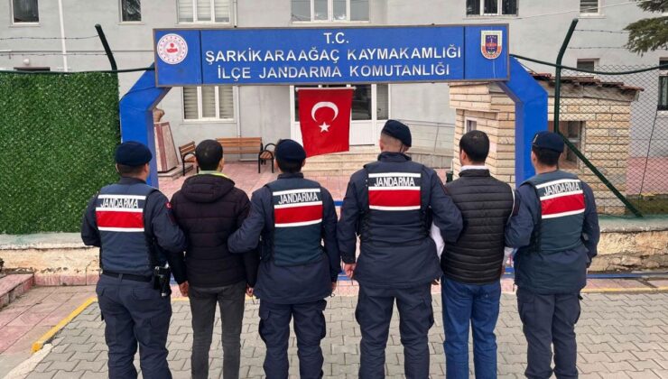 Jandarmadan Düzensiz Göçe Geçit Yok: Isparta’da 24 Şahıs Sınır Dışı Edildi