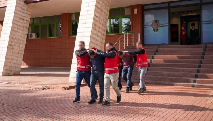 Isparta Polisi Affetmedi: 1 Milyon TL Dolandıran Sahte Emlakçılar Mersin’de Yakalandı