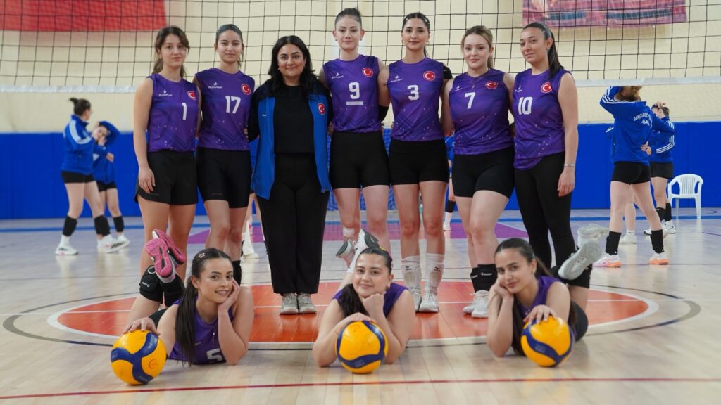 Aksaray KYK’dan Net Skor: Voleybolun Şampiyonu Finalde Adana’yı Devirdi Yurtlig Kizlar Aksaray