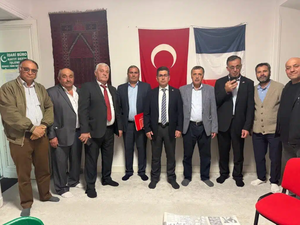 CHP'li Halıcı'dan Fransa Çıkarması: STK'larla Bir Araya Geldi gurbetcilerle bulustu